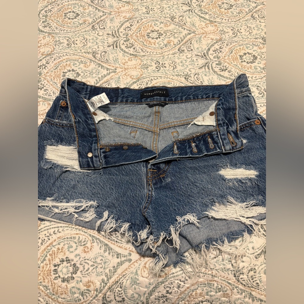 Aeropostale cut off button fly denim shorts